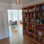 Tres Grand Appartement Lumineux
