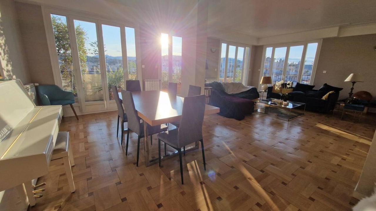 Tres Grand Lumineux Apartment Nizza
